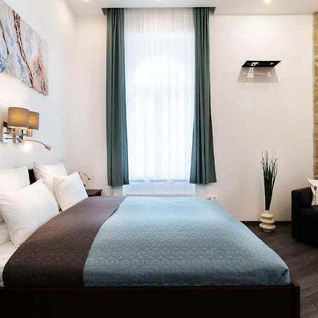 Comfy New Apartment At Castle Budapest Exterior photo