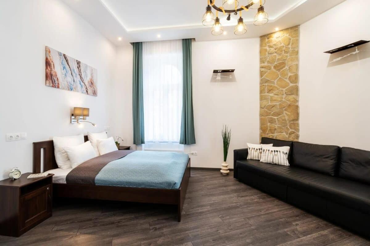 Comfy New Apartment At Castle Budapest Exterior photo